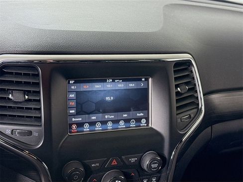 Used 2019 Jeep Grand Cherokee Laredo w/ Security & Convenience Group image 8