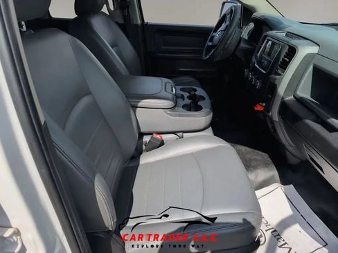 Used 2018 RAM 1500 Tradesman RWD image 31