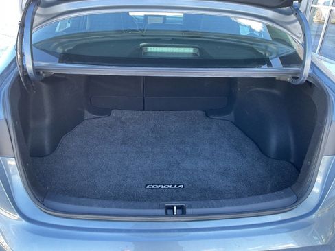 Used 2024 Toyota Corolla LE image 35