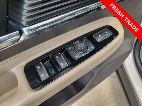 Used 2022 Lincoln Corsair FWD w/ Equipment Group 101A image 22