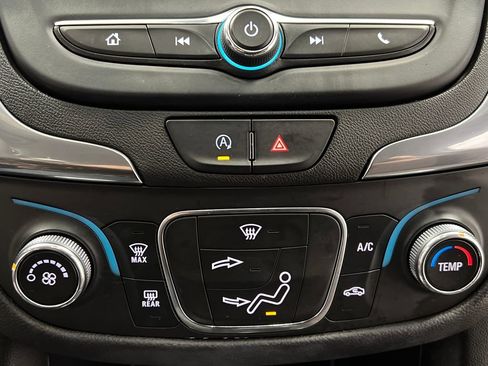 Used 2024 Chevrolet Equinox LT image 47