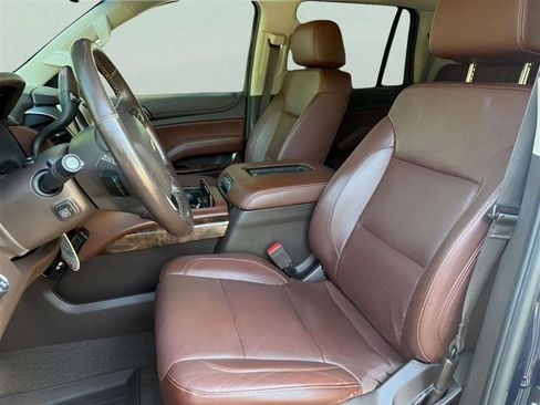 Used 2018 Chevrolet Tahoe Premier AWD/4WD image 9