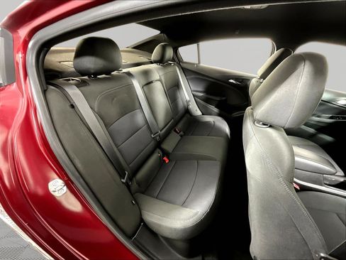Used 2019 Chevrolet Cruze LT w/ Convenience Package FWD image 25