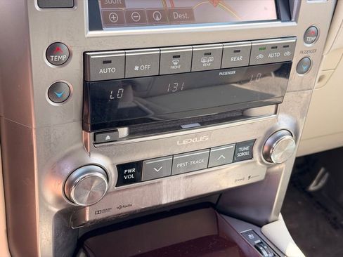 Used 2015 Lexus GX 460 w/ Premium Package AWD/4WD image 35