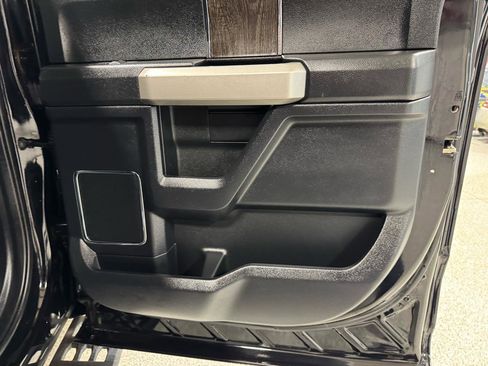 Used 2020 Ford F250 Lariat image 8