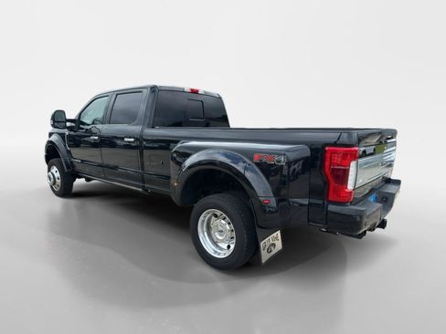 Used 2019 Ford F450 Limited AWD/4WD image 3