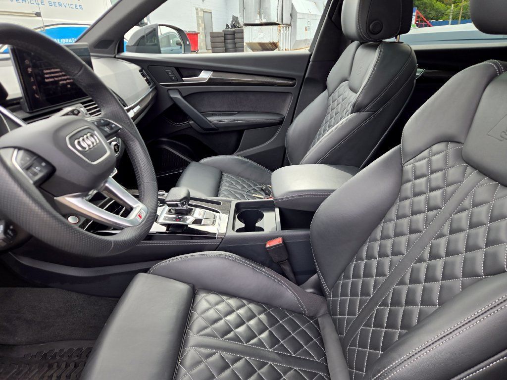 Used 2025 Audi SQ5 Premium Plus AWD/4WD image 18