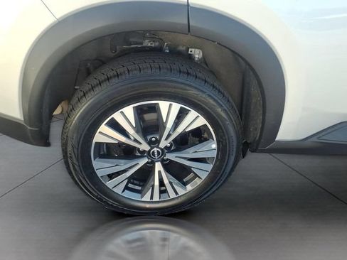 Used 2023 Nissan Rogue SV AWD/4WD image 27