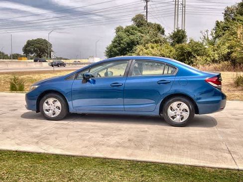 Used 2014 Honda Civic LX image 4