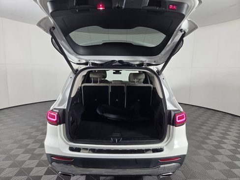 Used 2020 Mercedes-Benz GLB 250 image 26