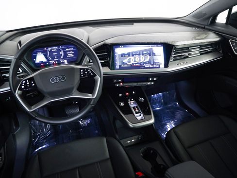 Used 2024 Audi Q4 e-tron Premium Plus image 14