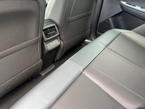 New 2026 Nissan Leaf SV+ w/ Floor Mat Package (SV+) image 9