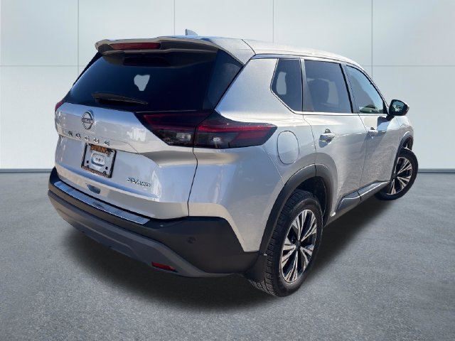 Used 2022 Nissan Rogue SV AWD/4WD image 4