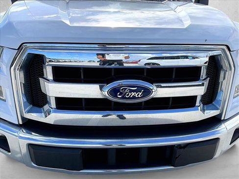 Used 2016 Ford F150 XLT image 30
