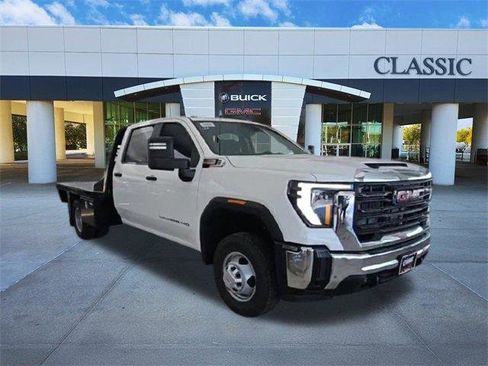 New 2026 GMC Sierra 3500 Pro w/ Convenience Package image 2