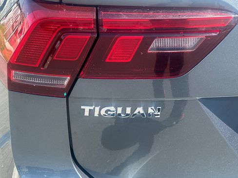 Used 2021 Volkswagen Tiguan S FWD image 27