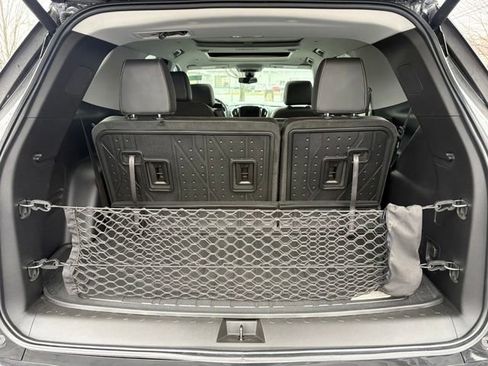 Used 2020 Chevrolet Traverse Premier image 24