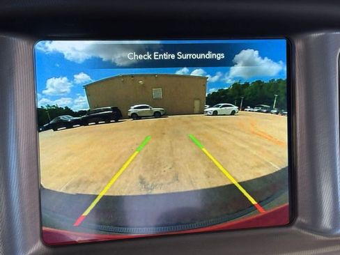 Used 2023 Dodge Charger SXT RWD image 5