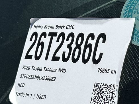 Used 2020 Toyota Tacoma TRD Off-Road w/ Advanced Technology Package AWD/4WD image 34