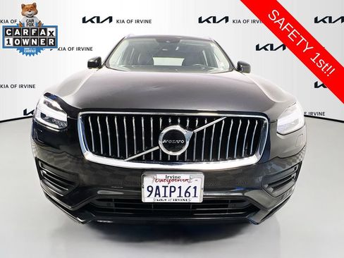 Used 2022 Volvo XC90 T6 Momentum w/ Climate Package AWD/4WD image 2