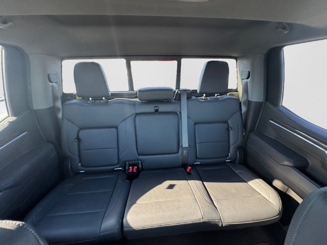 Used 2025 Chevrolet Silverado 1500 RST w/ All Star Edition Plus RWD image 21