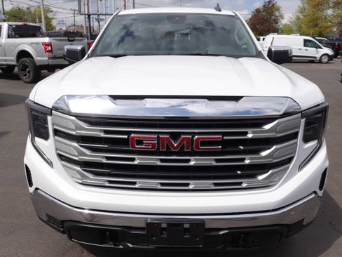 Used 2023 GMC Sierra 1500 SLE w/ X31 Off-Road Package AWD/4WD image 7