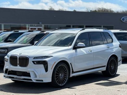 Used 2024 BMW ALPINA XB7 AWD/4WD image 46
