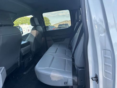 Used 2024 Ford F350 XL w/ XL Driver Assist Package AWD/4WD image 9