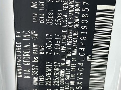 Used 2023 Kia Sorento LX image 32