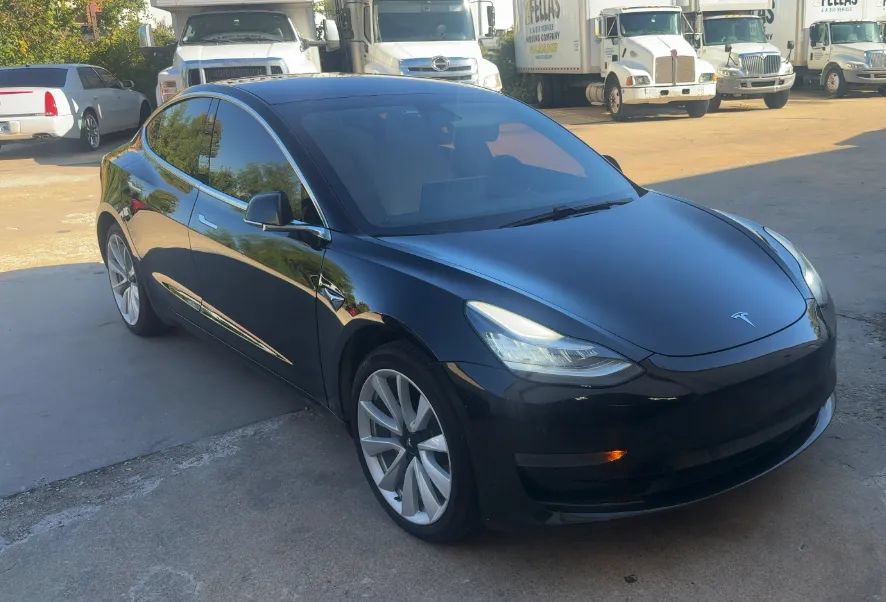 Used 2020 Tesla Model 3 Standard Range Plus RWD image 6