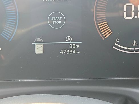 Used 2025 Hyundai Tucson SEL AWD/4WD image 19