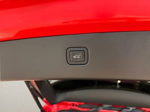 Used 2020 Chevrolet Blazer LT AWD/4WD image 12