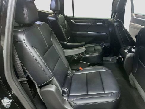 Used 2024 GMC Acadia Elevation AWD/4WD image 29