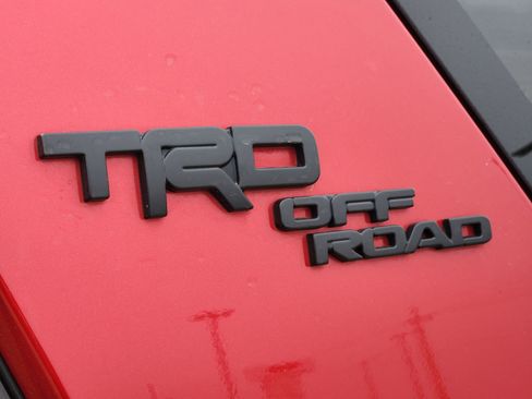 Used 2019 Toyota 4Runner TRD Off-Road Premium image 13