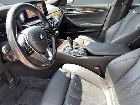 Used 2021 BMW 530i xDrive AWD/4WD image 5