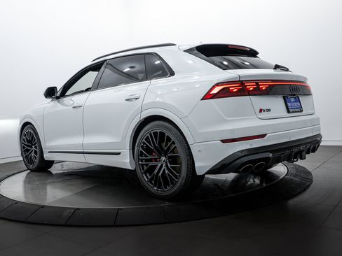 New 2026 Audi SQ8 Prestige image 5