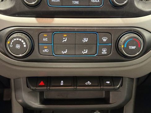 Used 2016 Chevrolet Colorado LT w/ LT Convenience Package AWD/4WD image 14