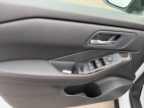 New 2026 Nissan Rogue SV image 17