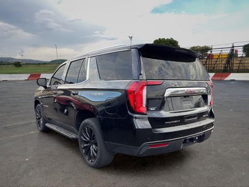 Used 2021 GMC Yukon SLE AWD/4WD image 4