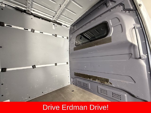 Used 2025 Mercedes-Benz Sprinter 2500 image 25