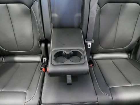 Certified 2025 Jeep Grand Cherokee L Limited w/ Luxury Tech Group II image 38