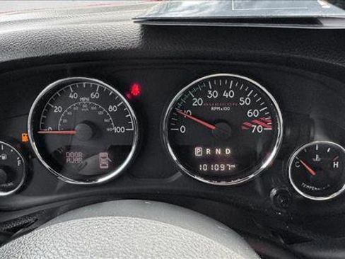 Used 2016 Jeep Wrangler Unlimited Rubicon AWD/4WD image 12
