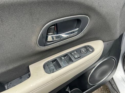 Used 2022 Honda HR-V EX image 33