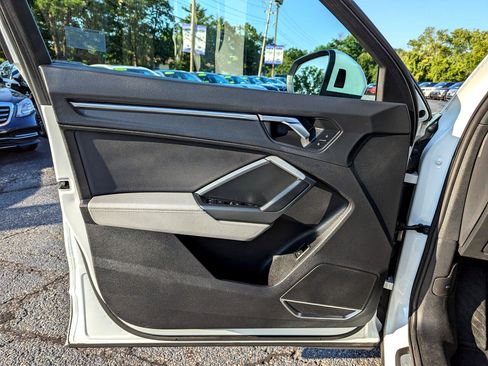 Used 2020 Audi Q3 2.0T Prestige image 11