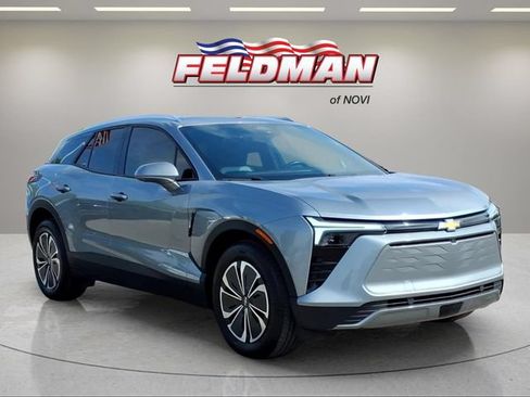 Used 2024 Chevrolet Blazer EV LT AWD/4WD image 8