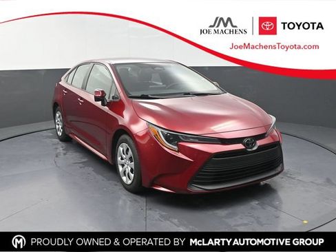 Used 2024 Toyota Corolla LE FWD image 1