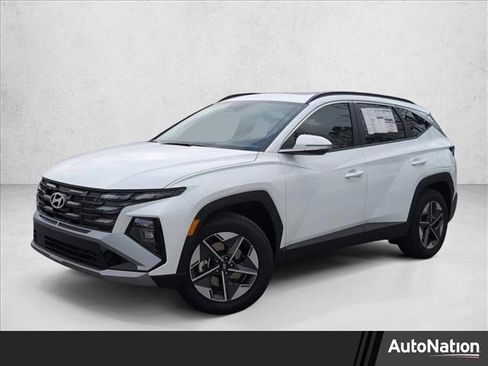 New 2026 Hyundai Tucson SEL image 1