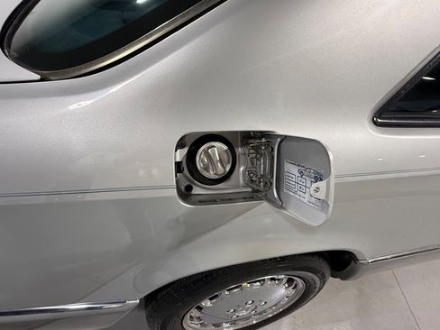 Used 1990 Mercedes-Benz 300 CE Coupe image 42