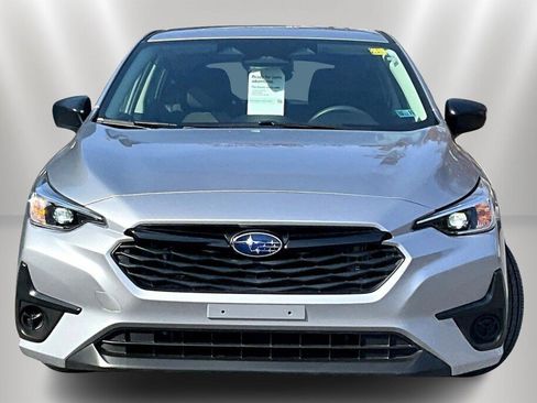 Certified 2025 Subaru Impreza 2.0i image 2