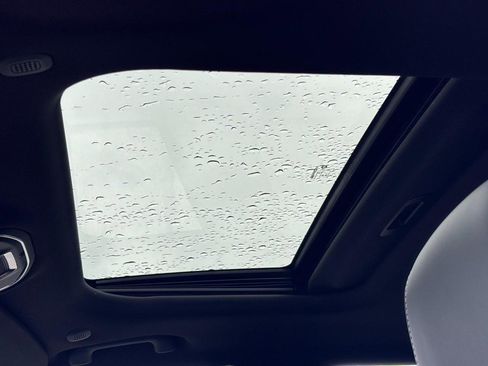 New 2025 Jeep Grand Cherokee Laredo image 23